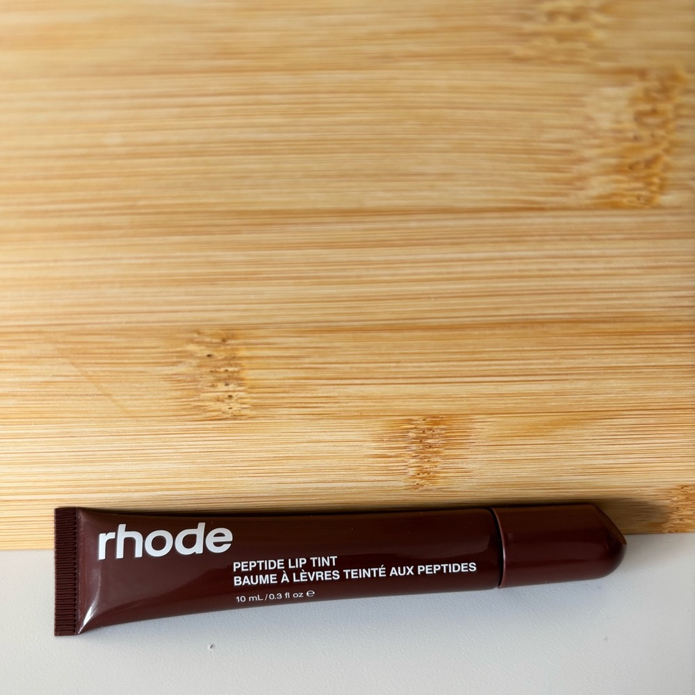 Rhode espresso peptide lip tint